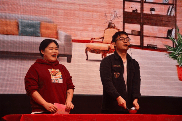 1578985541529.gif